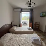 S' Agrustu Pensionat 3*